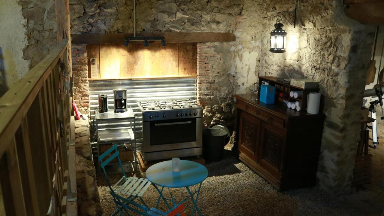 La Toile Sous Les Etoiles Hotel Charron  Екстериор снимка